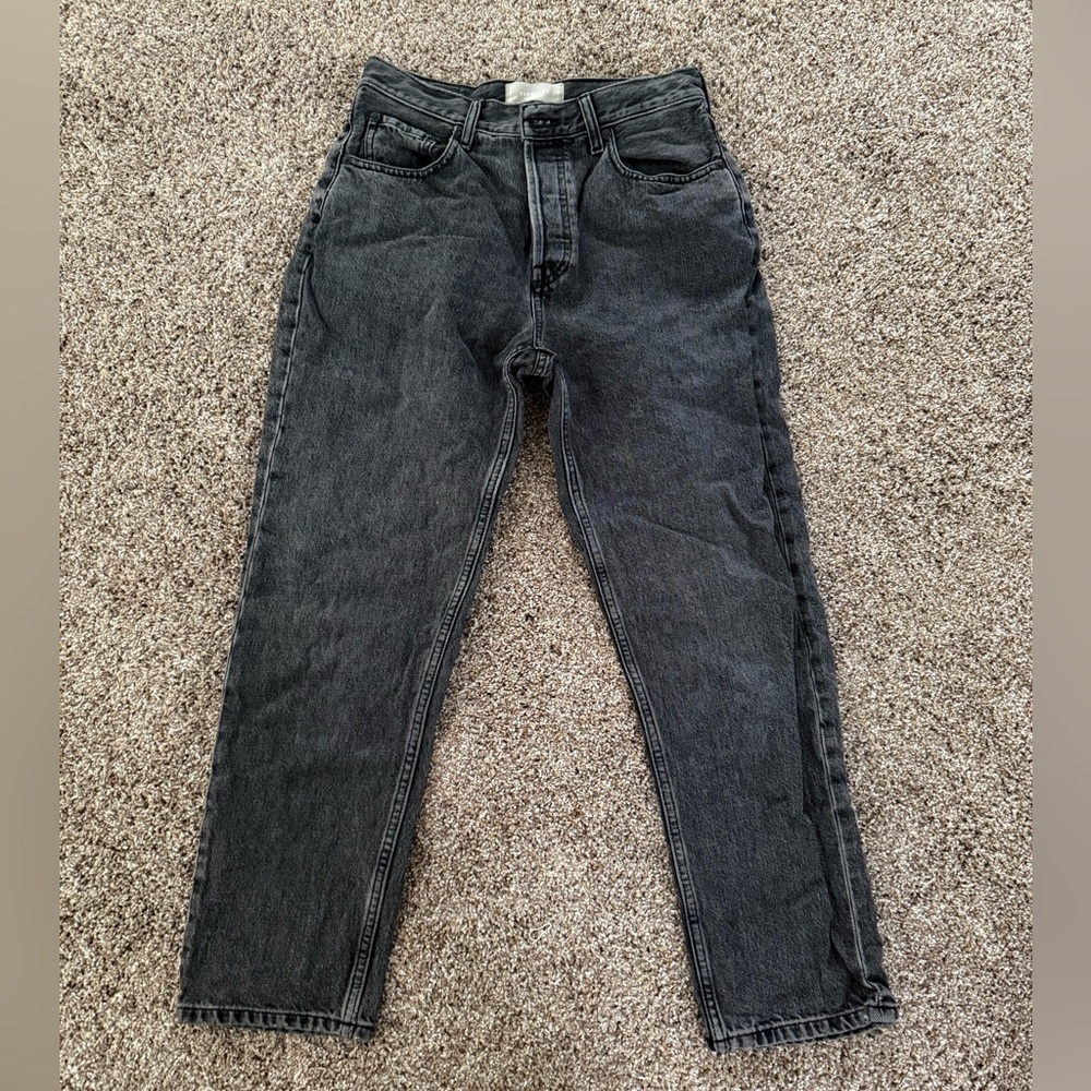 Everlane faded black cheeky 90s Straight Jeans